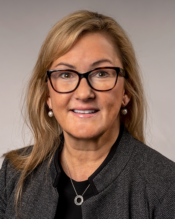 Headshot of Trish Bauerle